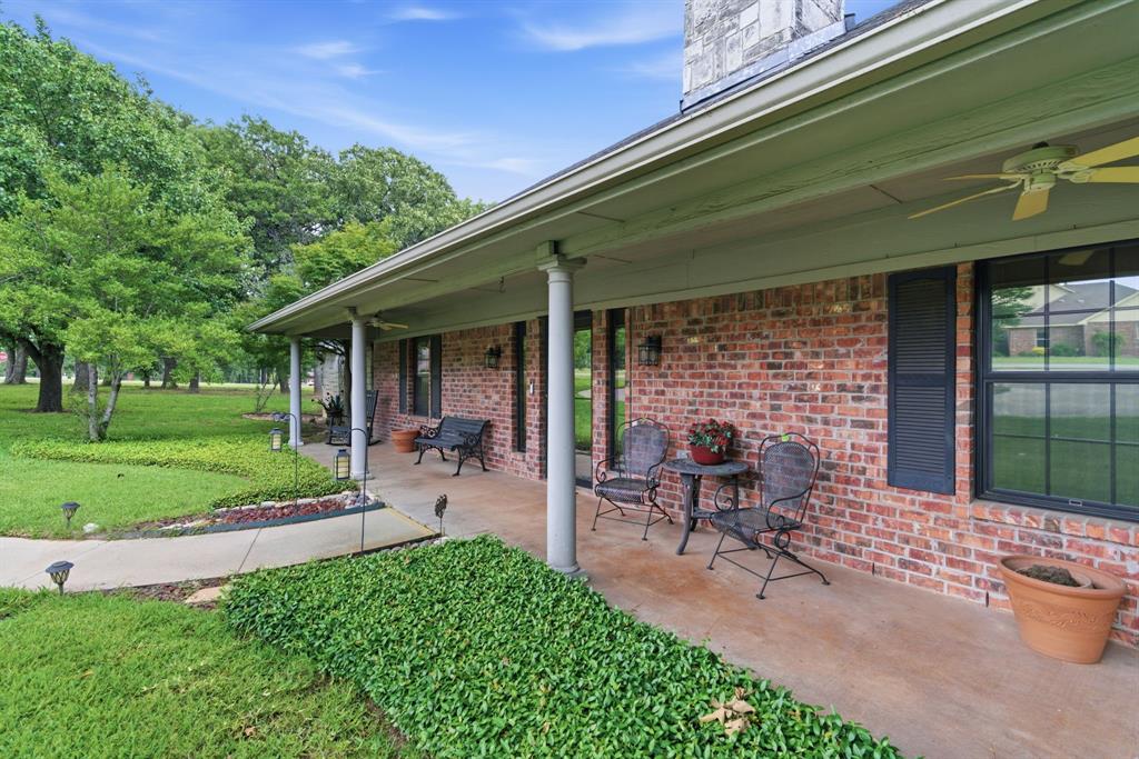 7512 Woodland Dr, Alvarado, TX 76009 photo