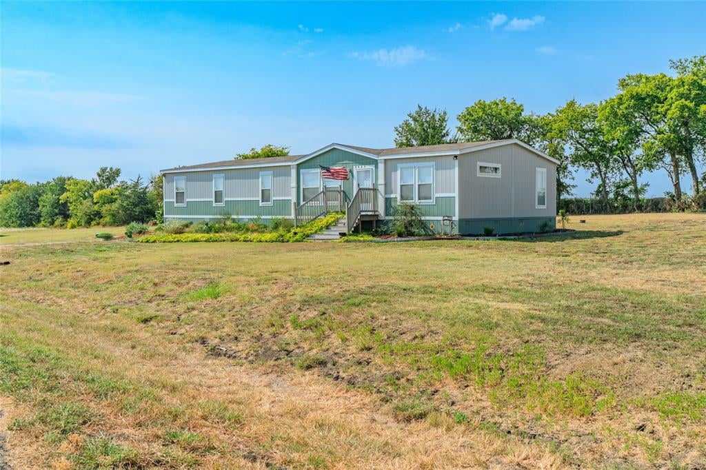5024 Dove St, Greenville, TX 75401 photo