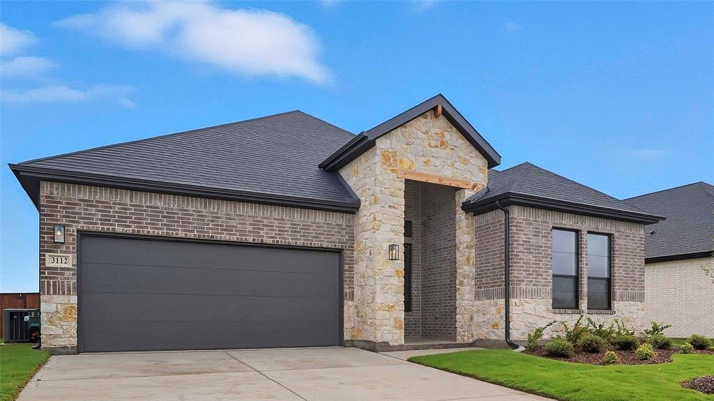 3112 Larry Lott Blvd, Royse City, TX 75189 photo