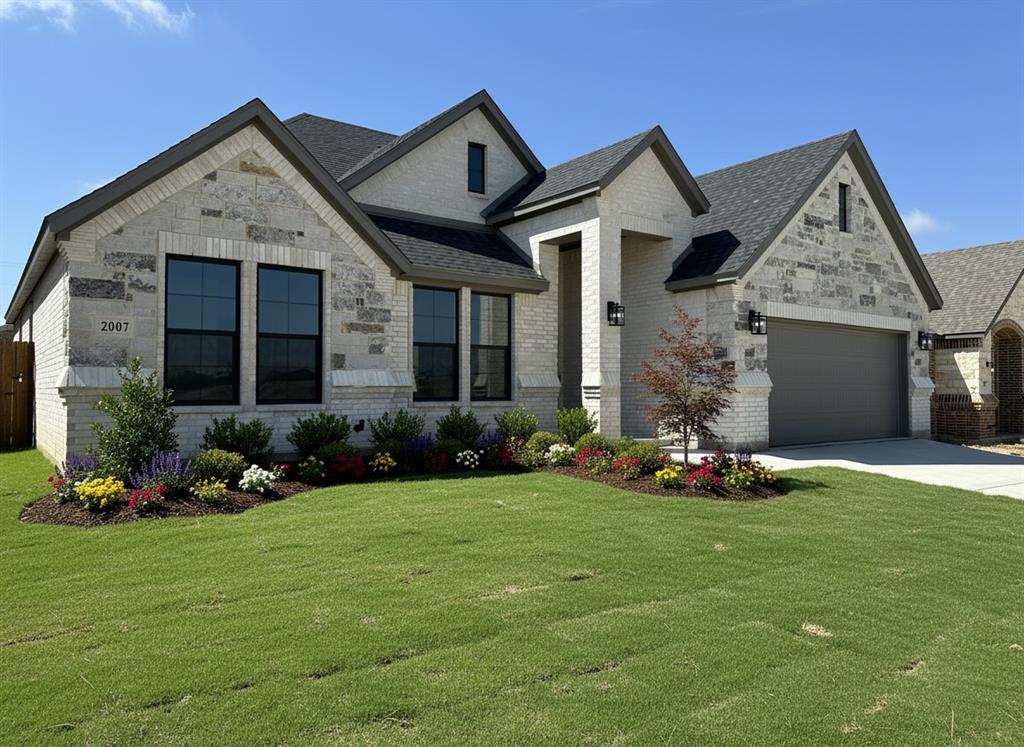 2007 Belle Lagos Ln, Cleburne, TX 76033