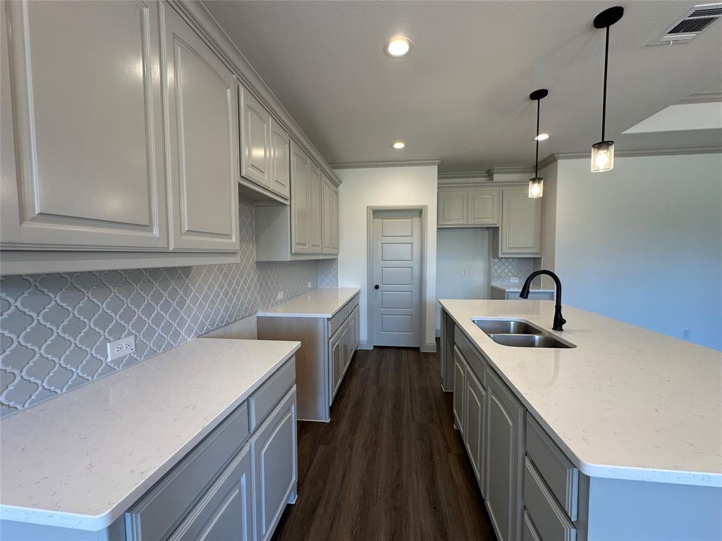 2007 Belle Lagos Ln, Cleburne, TX 76033 photo