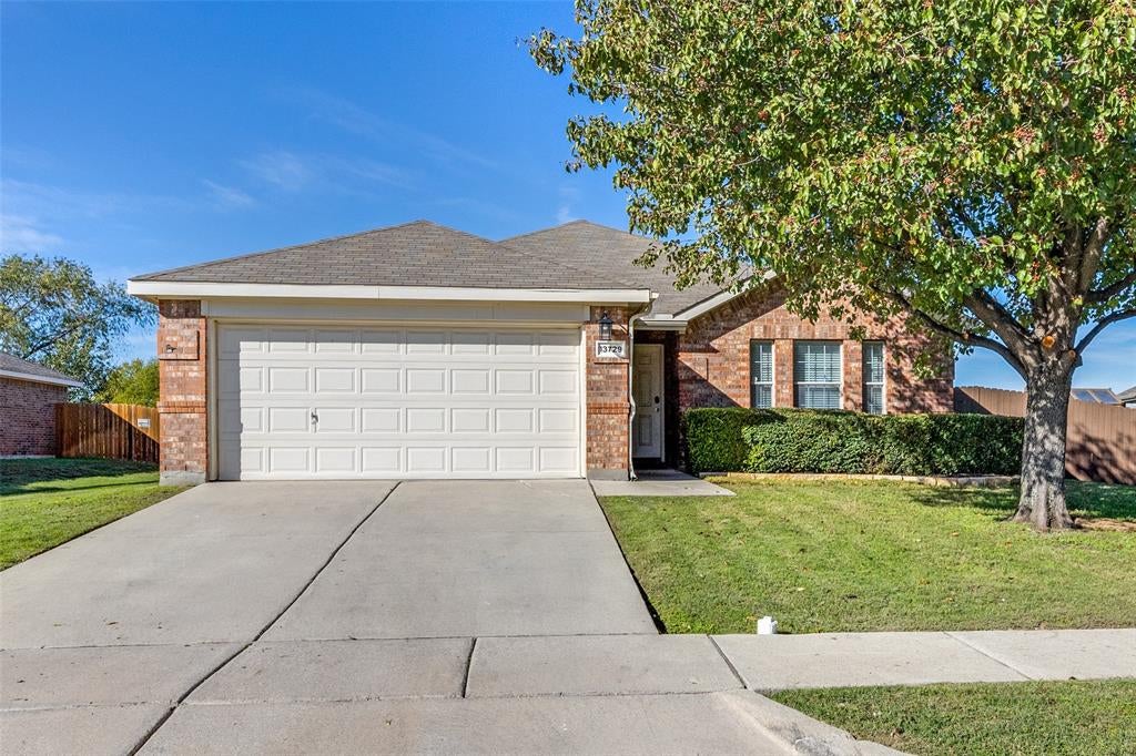 13729 Village Vista Dr, Fort Worth, TX 76052