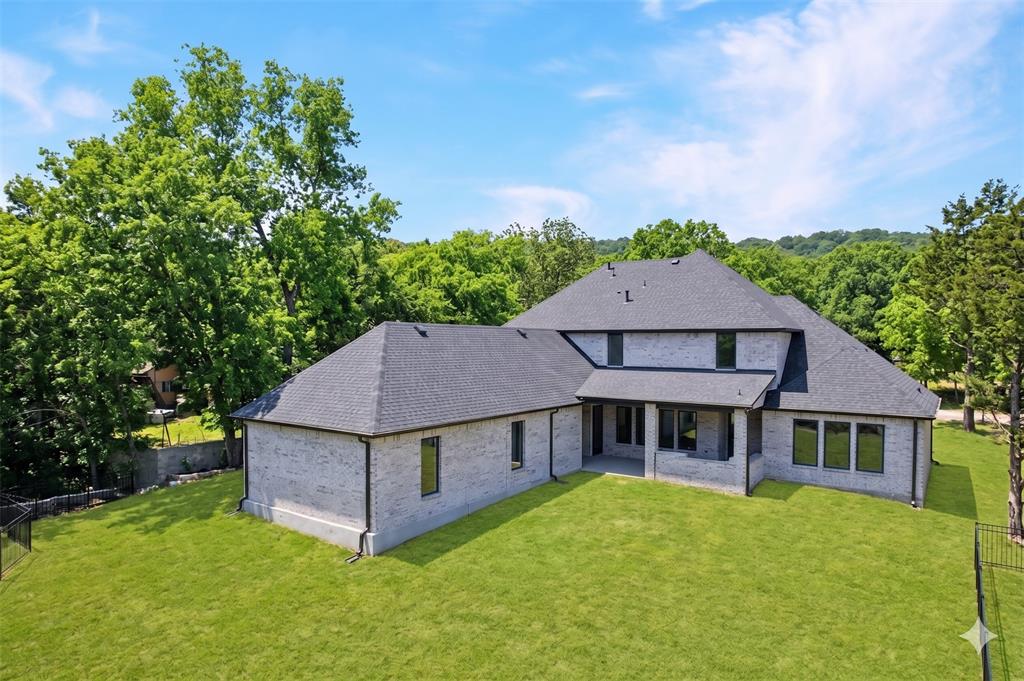 2415 Valley View Dr, Cedar Hill, TX 75104 photo