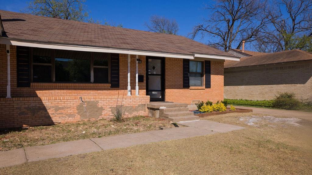 2409 Materhorn Dr, Dallas, TX 75228 photo