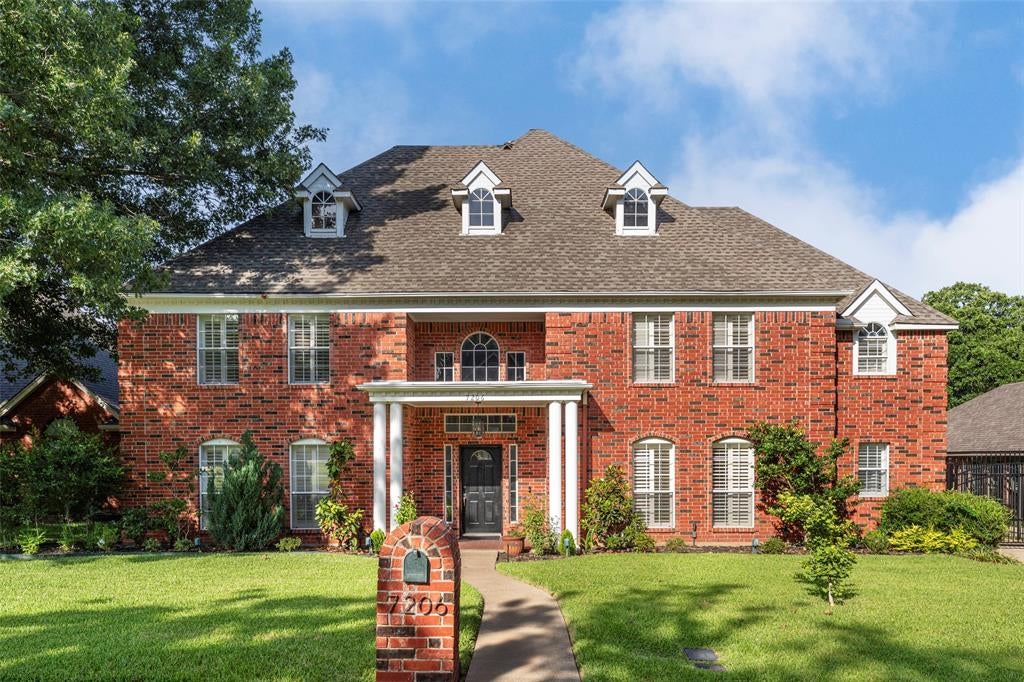 7206 Forestwind Ct, Arlington, TX 76001