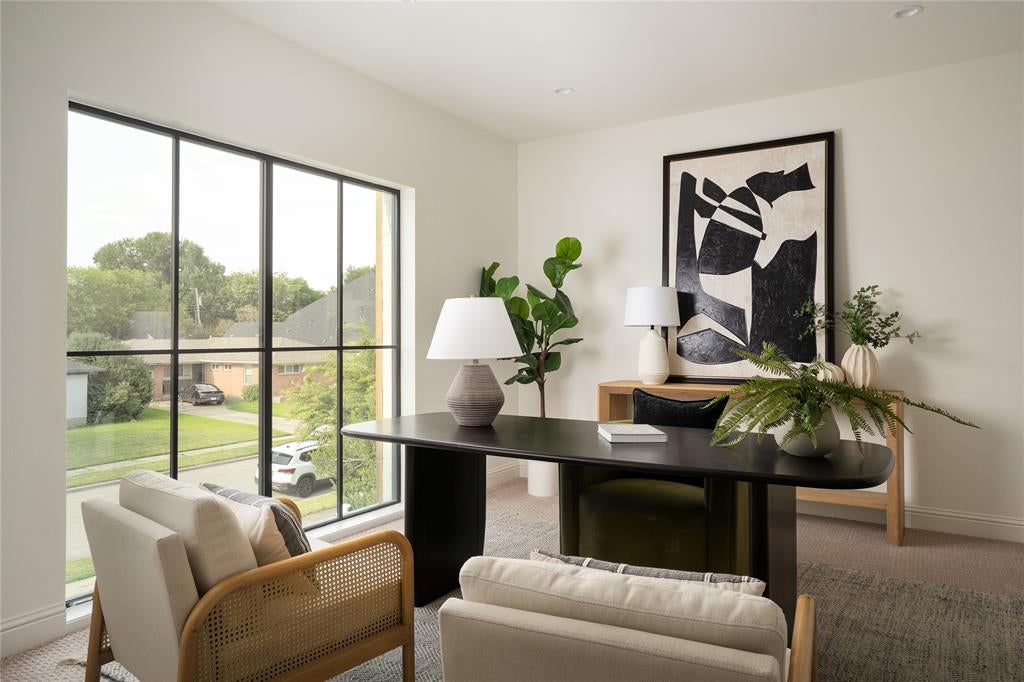 10440 Lanshire Dr, Dallas, TX 75238 photo