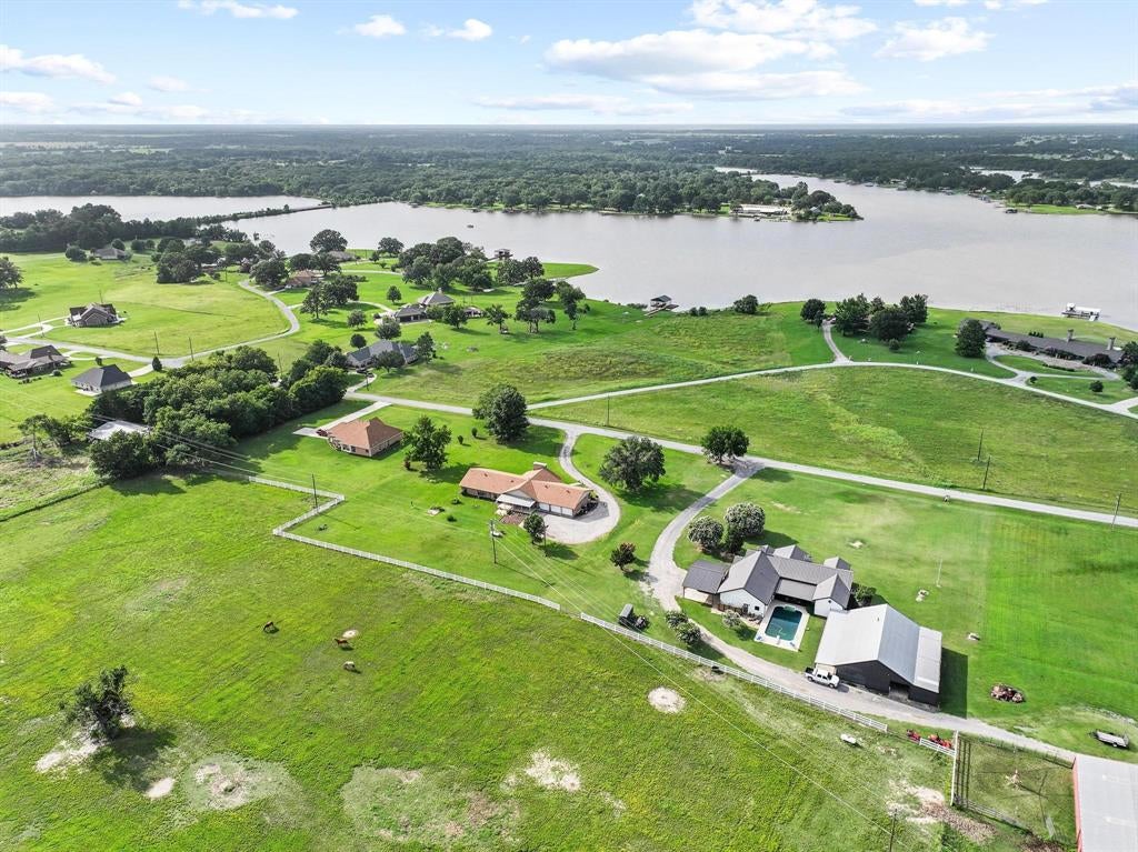 1900 S Shore Dr, Bonham, TX 75418 photo