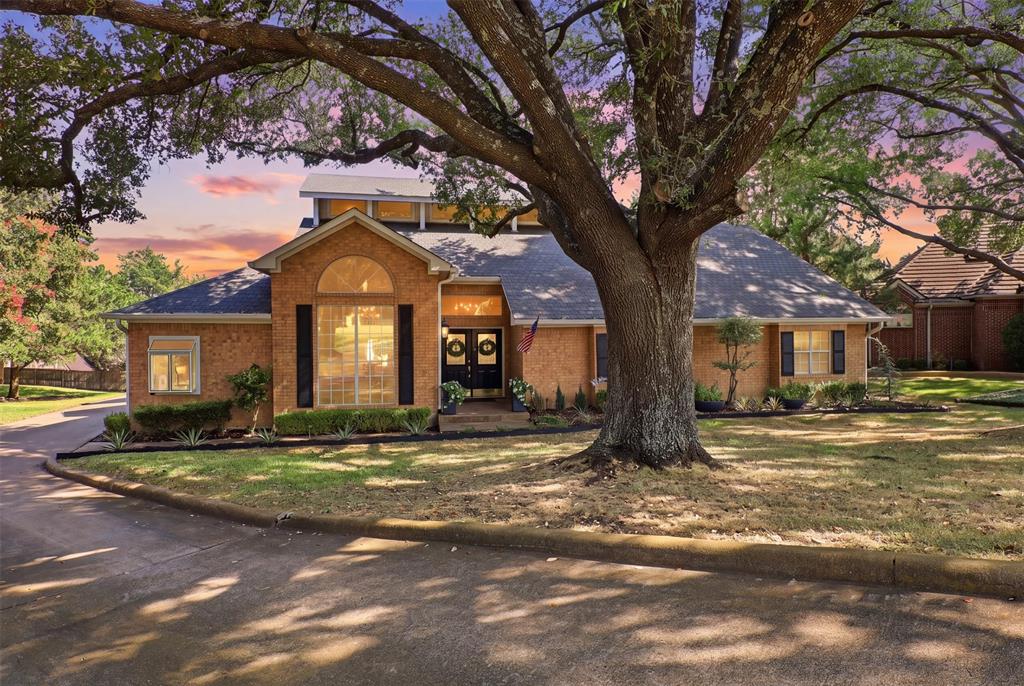 1613 Bay Crest Trl, Heath, TX 75032