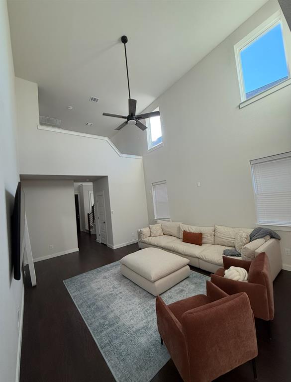 2041 Belvedere St, Garland, TX 75041 photo