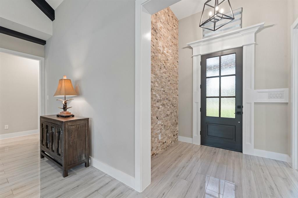 2053 Glenhollow Dr, Weatherford, TX 76088 photo