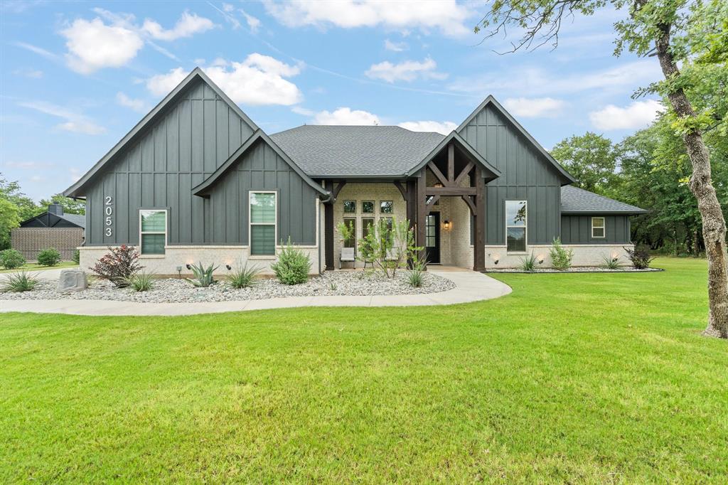 2053 Glenhollow Dr, Weatherford, TX 76088