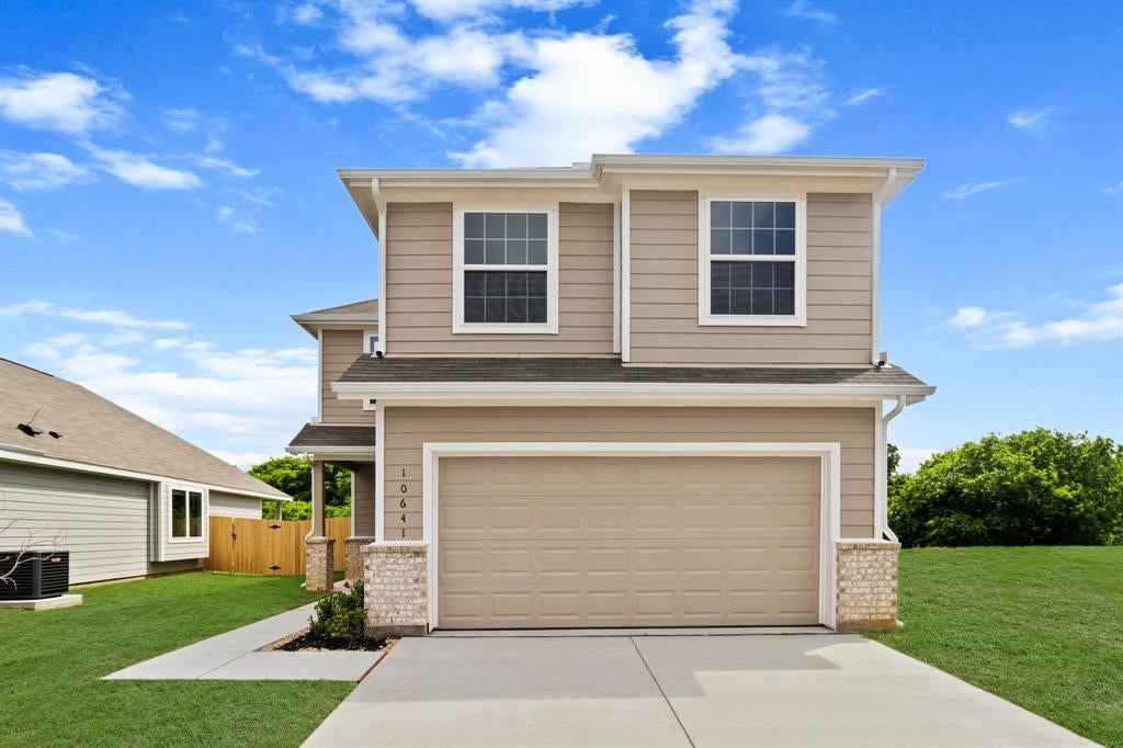 10641 Stag Ln, Fort Worth, TX 76036