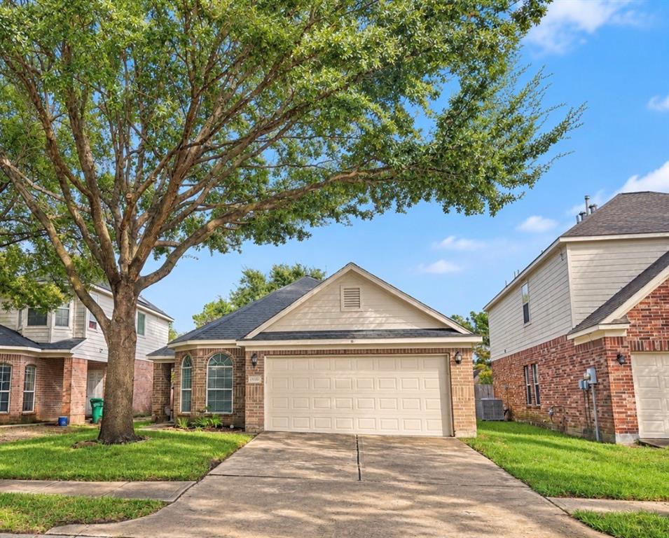 15326 Hickory Dale St, Cypress, TX 77429 photo