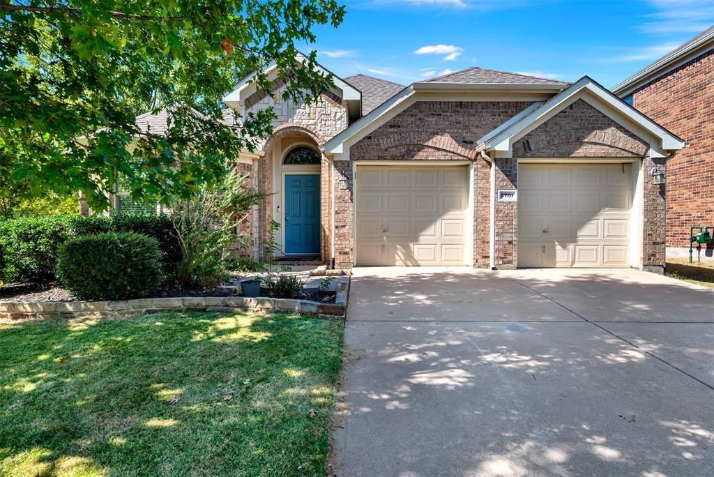 2701 Indian Oak Dr, Mckinney, TX 75071