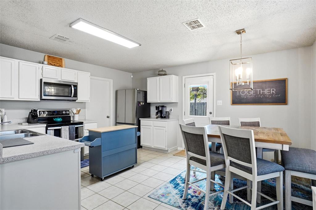 2208 Maple Dr, Little Elm, TX 75068 photo