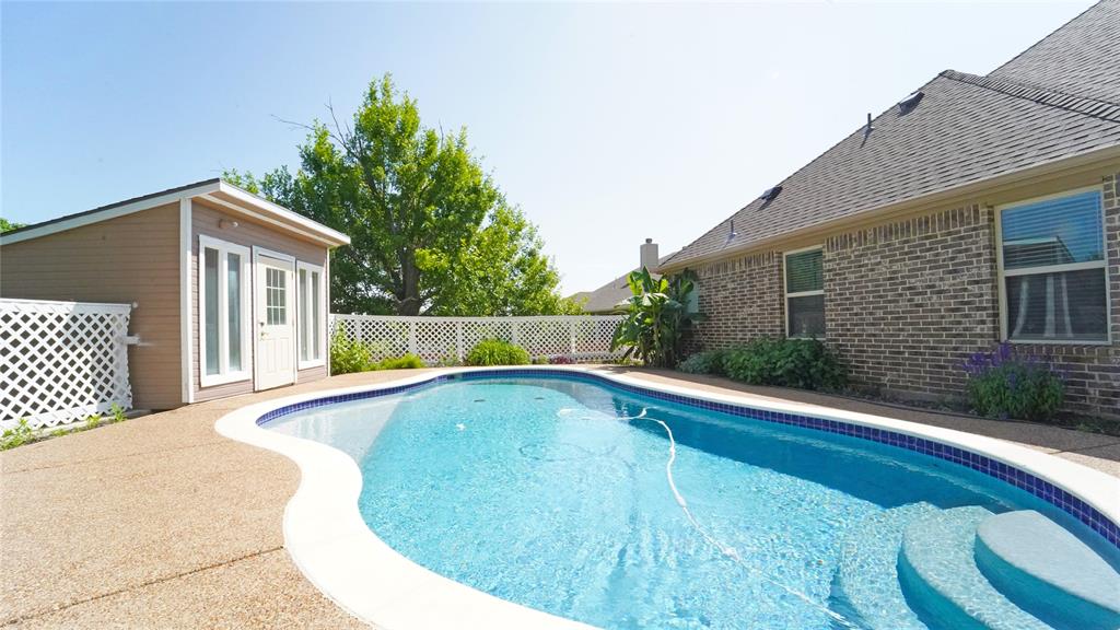 1901 Bay Laurel Dr, Weatherford, TX 76086