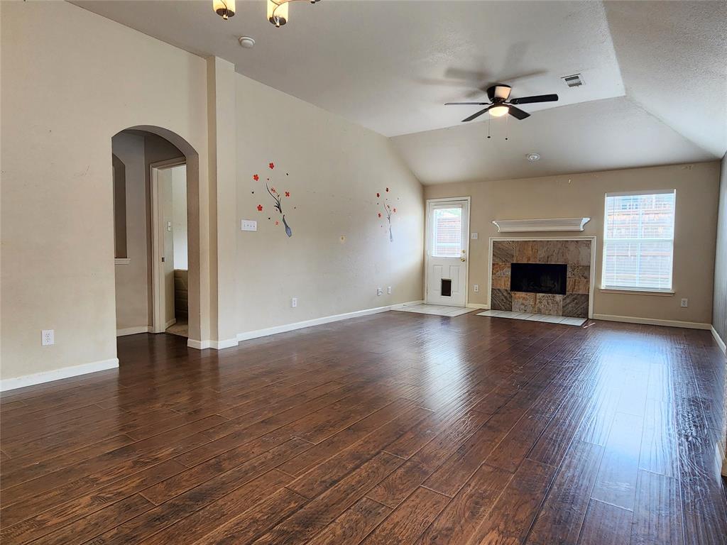 1605 Cardinal Way, Aubrey, TX 76227 photo