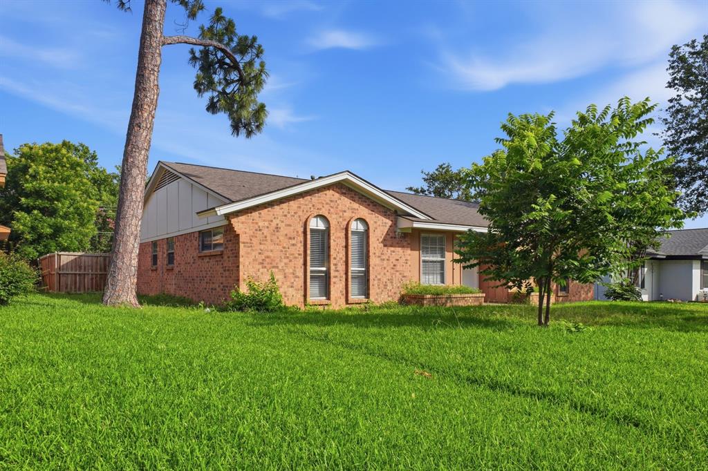 2324 Lovell Dr, Mesquite, TX 75150 photo