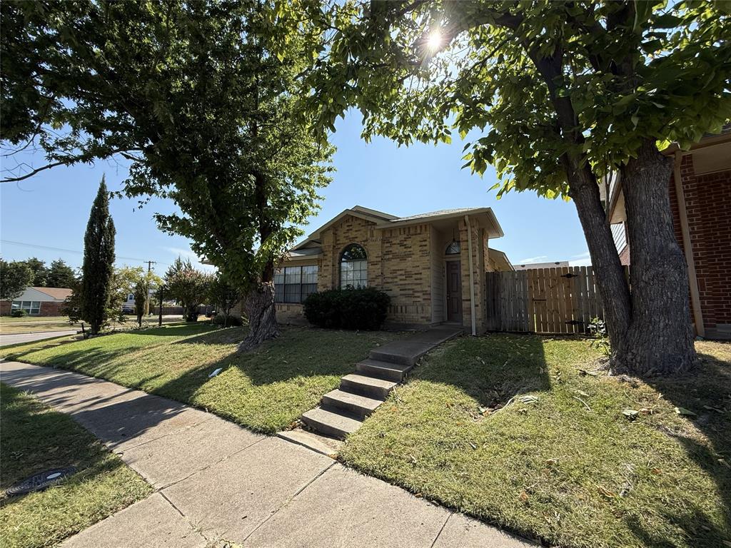 404 Seminary Rdg, Mesquite, TX 75149 photo