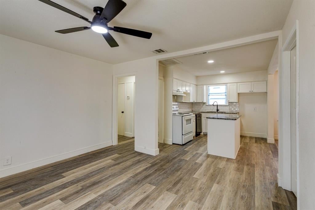 2347 Village Way, Dallas, TX 75216 photo