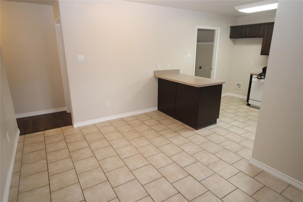 856 Mccully St, White Settlement, TX 76108 photo
