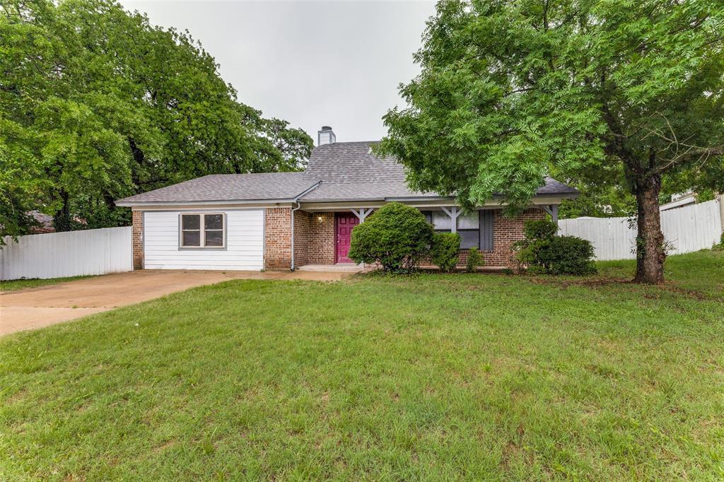 408 Windwood Ct, Azle, TX 76020 photo