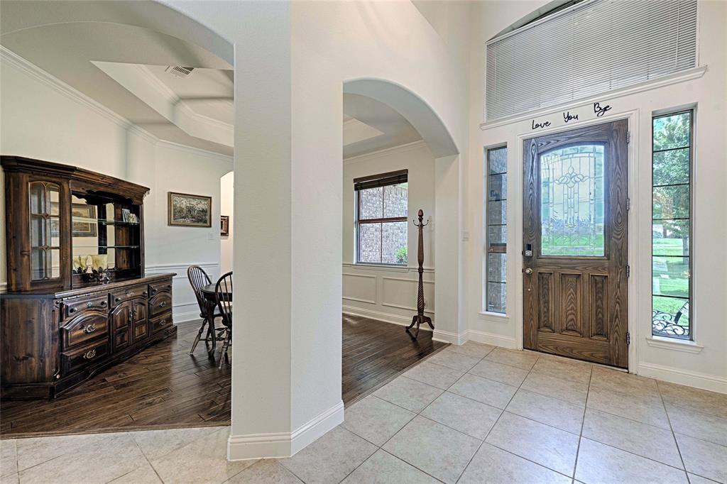 415 Breezeway Ct, Cedar Hill, TX 75104 photo