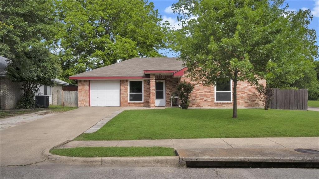 535 Jean Dr, Seagoville, TX 75159