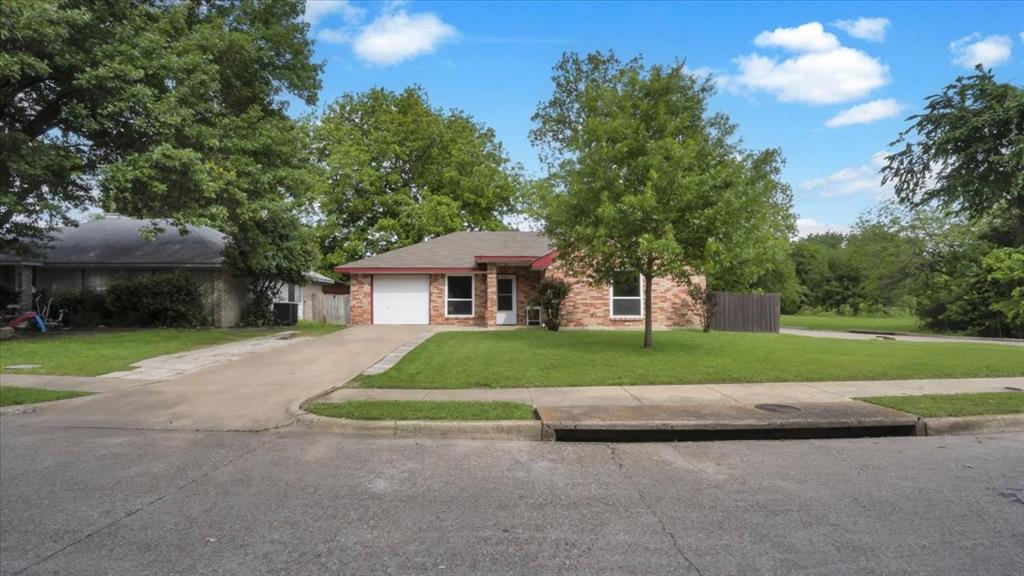 535 Jean Dr, Seagoville, TX 75159 photo