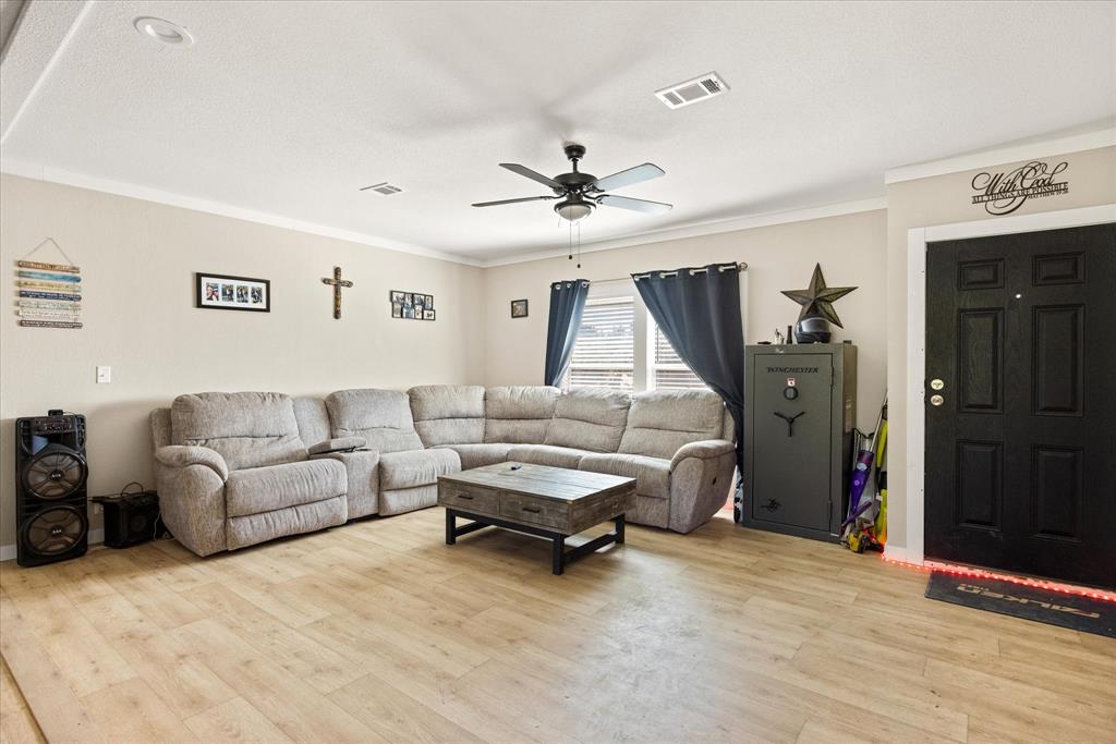 12505 County Road 1131, Godley, TX 76044 photo