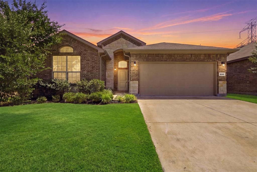 908 Nelson Pl, Fort Worth, TX 76028