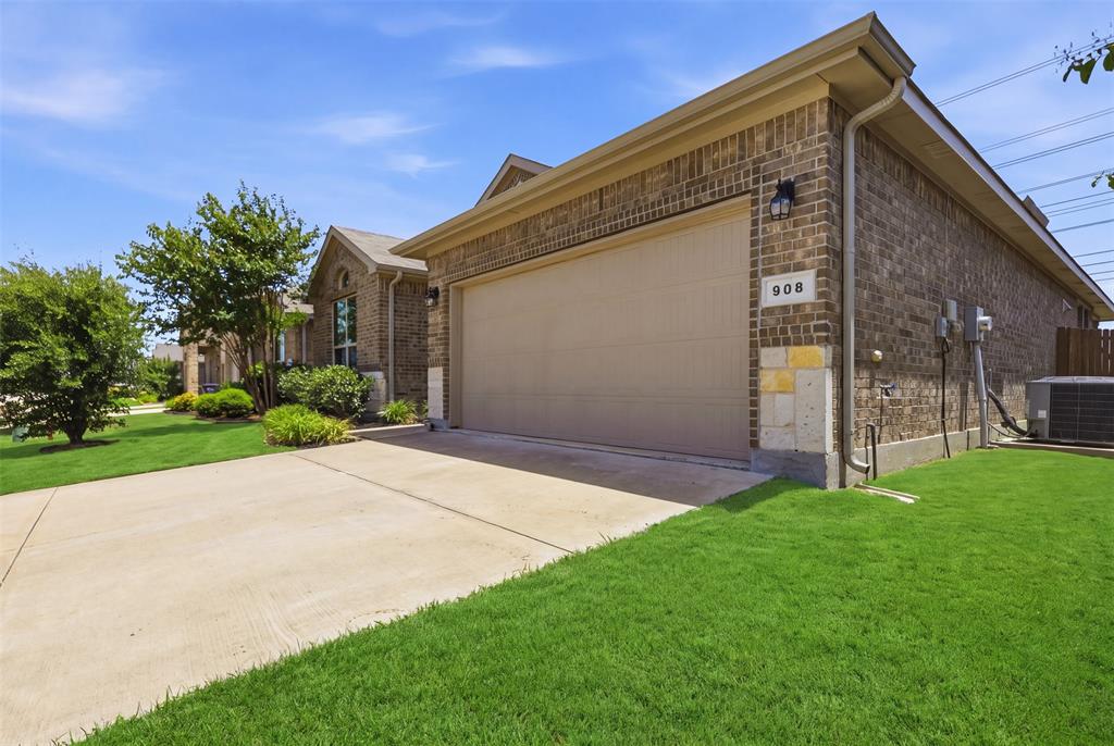 908 Nelson Pl, Fort Worth, TX 76028 photo