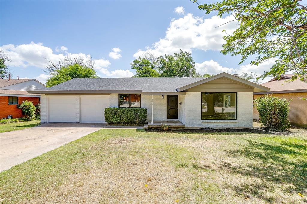3501 Cimmaron Trl, Fort Worth, TX 76116