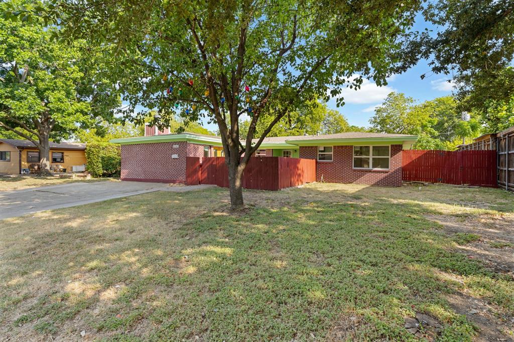 13545 Flagstone Ln, Dallas, TX 75240 photo