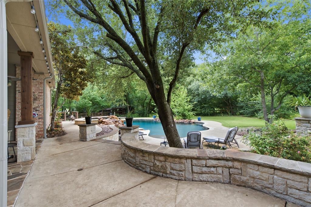 8229 Steeplechase Cir, Argyle, TX 76226