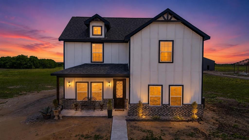 505 Farmer Rd, Ennis, TX 75119