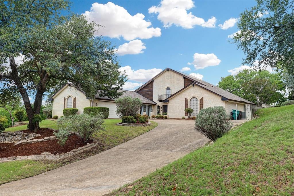 7716 Incline Terrace, Fort Worth, TX 76179