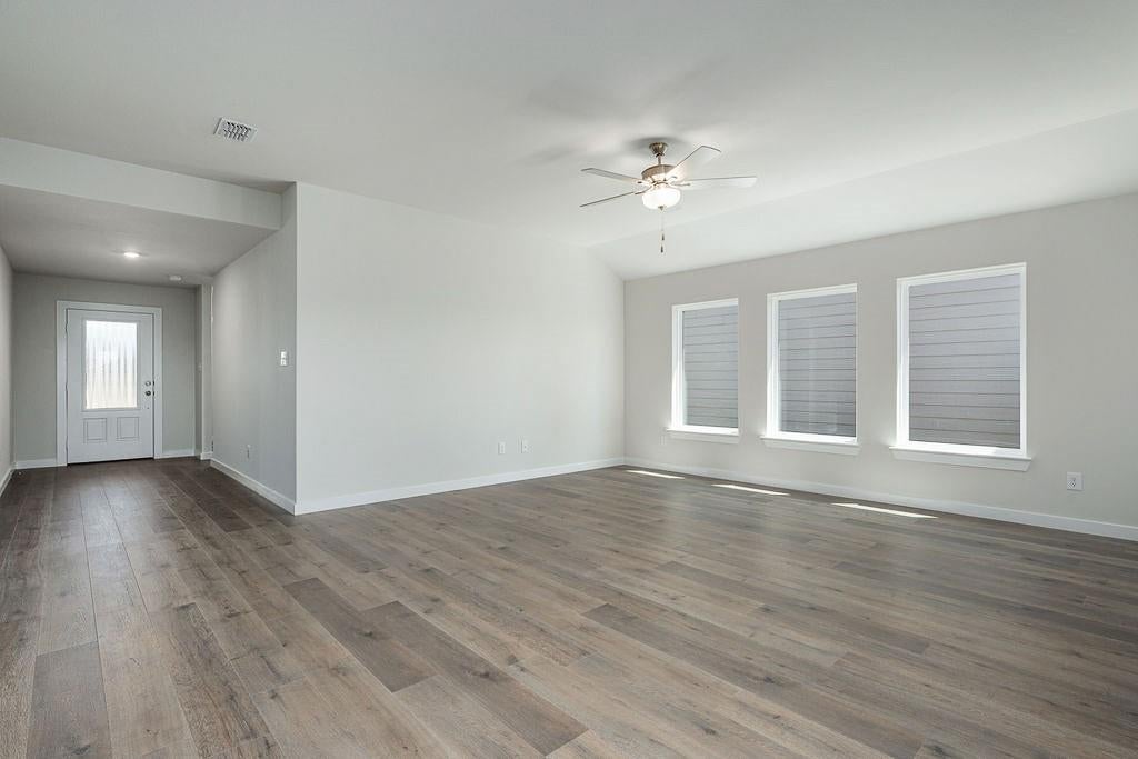 1304 Reed St, Greenville, TX 75401 photo