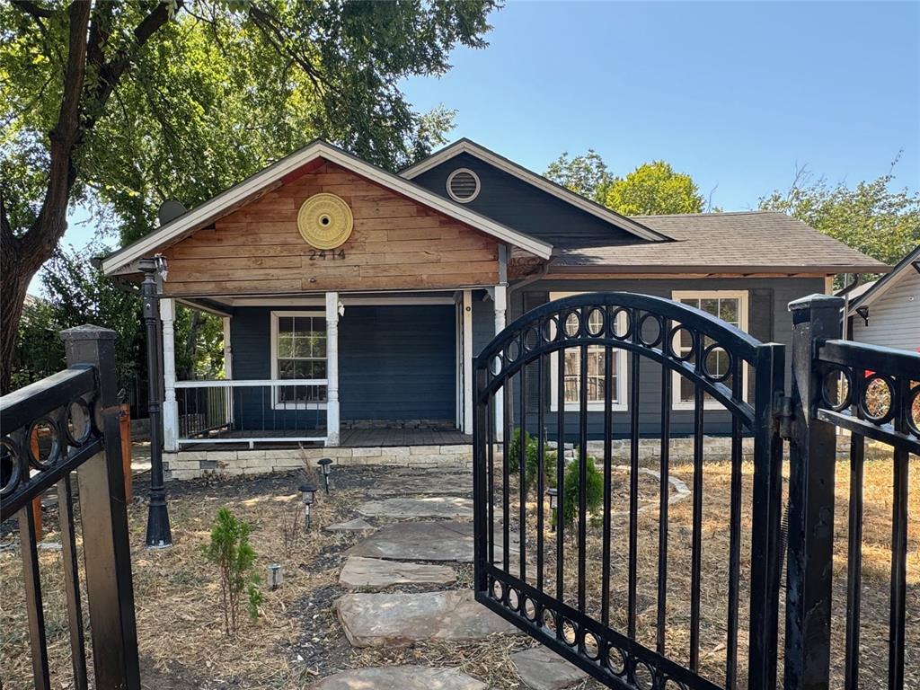 2414 Brandon St, Dallas, TX 75211 photo