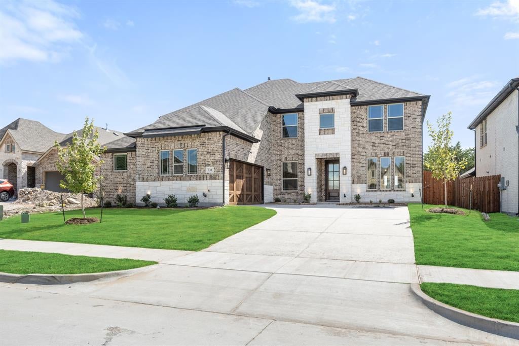 938 Cardinal Dr, Midlothian, TX 76065
