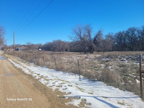 Unimproved Land in Newark TX Lot 4 CO Rd 4854 Street.jpg