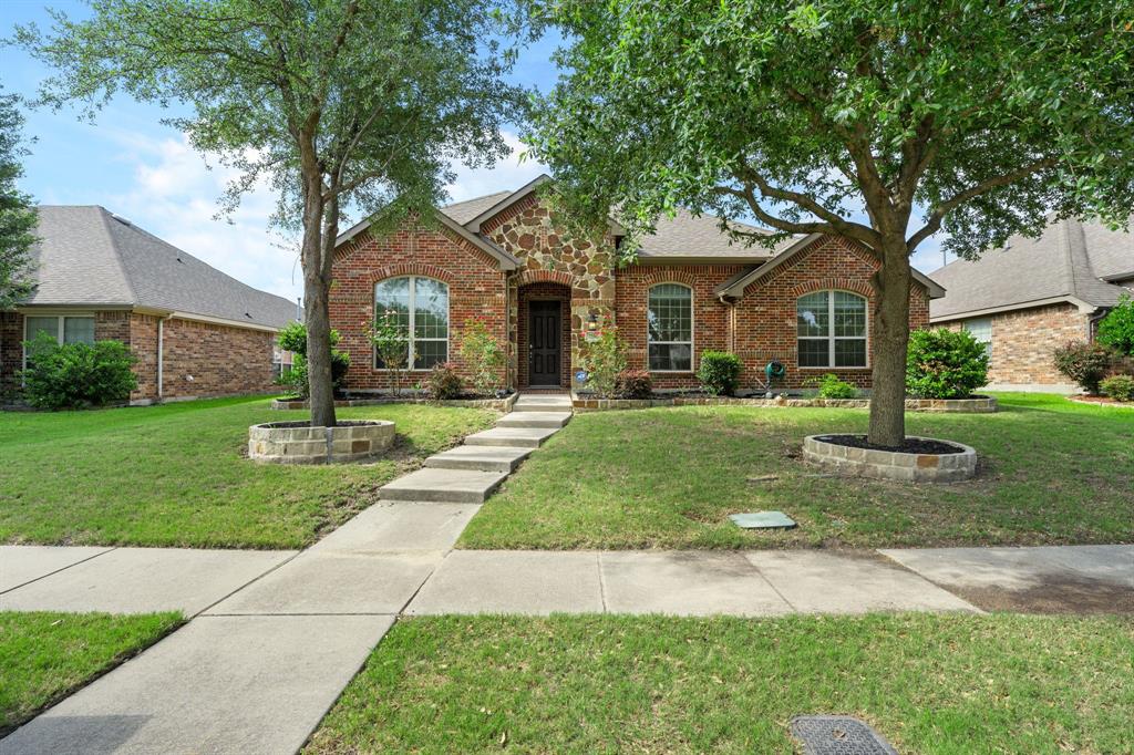 7510 Handen Dr, Rowlett, TX 75089