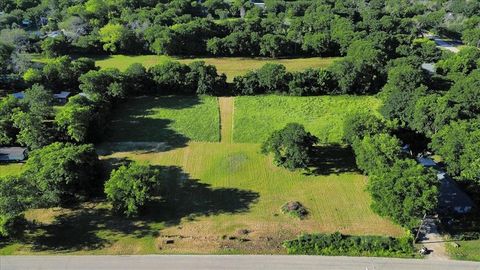 Unimproved Land in Newark TX TBD Central Avenue.jpg