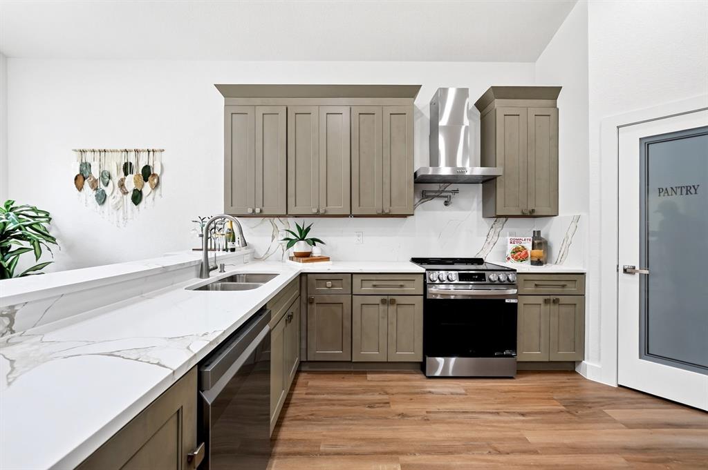 1250 Southfork, Waxahachie, TX 75167 photo