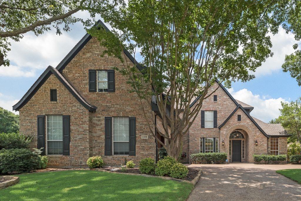 1308 Lakewood Dr, Mckinney, TX 75072 photo