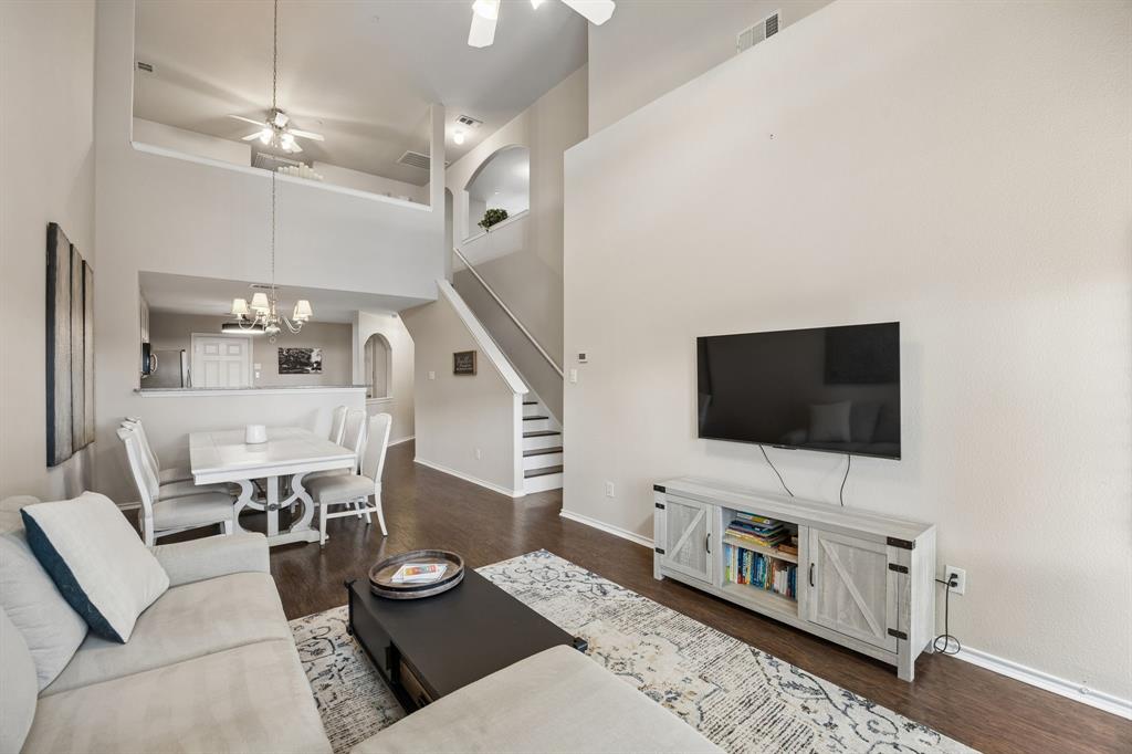 5351 Crimson Oaks Dr, Frisco, TX 75035 photo