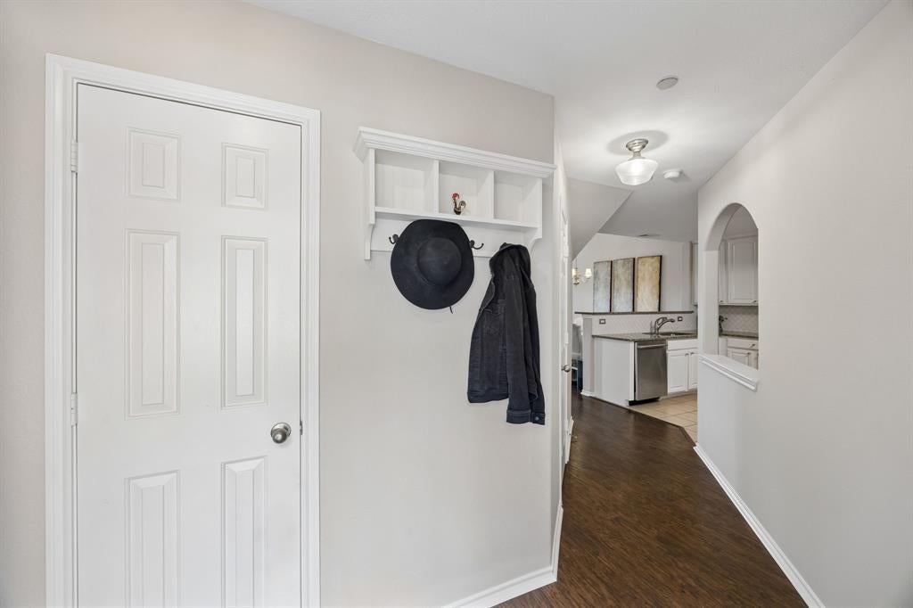 5351 Crimson Oaks Dr, Frisco, TX 75035 photo