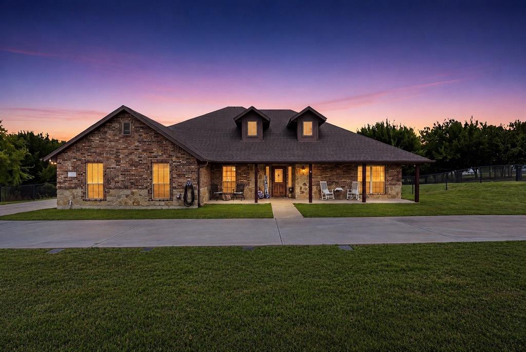 230 Newsom Mound Rd, Weatherford, TX 76085