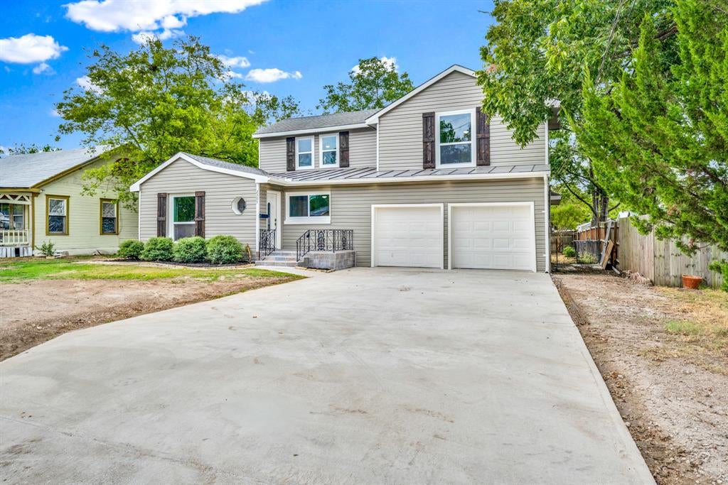 2305 Stanford St, Greenville, TX 75401 photo