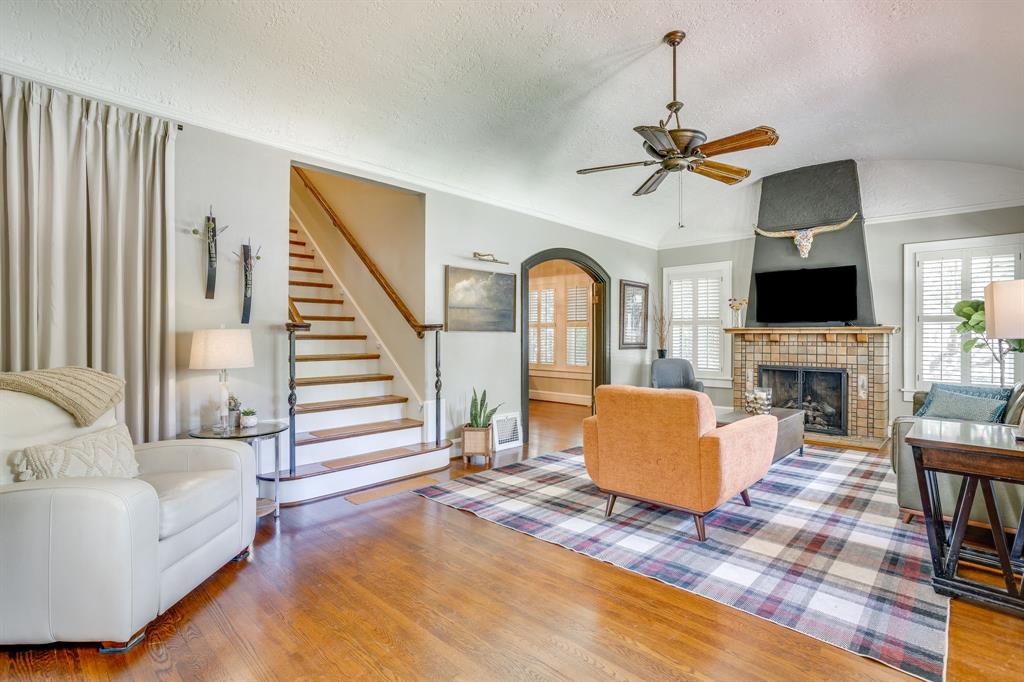 2041 Hawthorne Ave, Fort Worth, TX 76110 photo